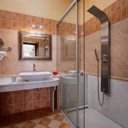 Casa Moazzo And Hotel