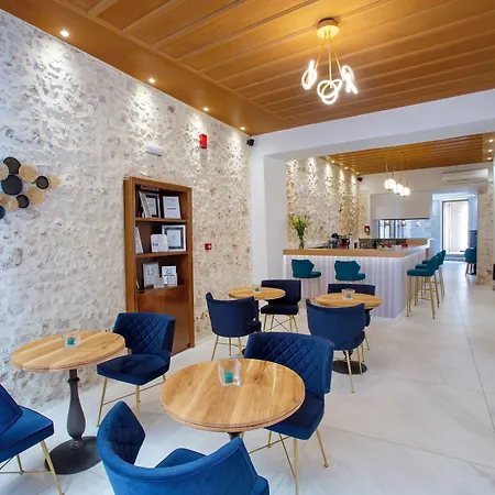 Casa Moazzo And Hotel 3*