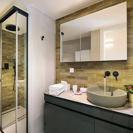 Casa Moazzo And 3* Retimno