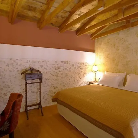 Casa Moazzo And