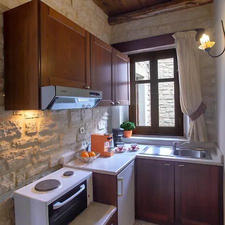 Casa Moazzo And