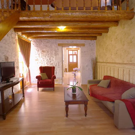 Casa Moazzo And Rethymno (Crete)