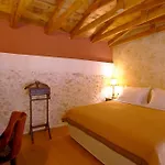 Casa Moazzo Suites&apartments