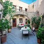 Casa Moazzo Suites&apartments Rethymno