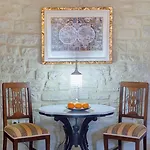 Casa Moazzo Suites&apartments