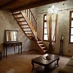 Casa Moazzo Suites&apartments 3*