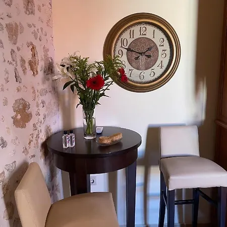 Casa Moazzo And ريثيمنو