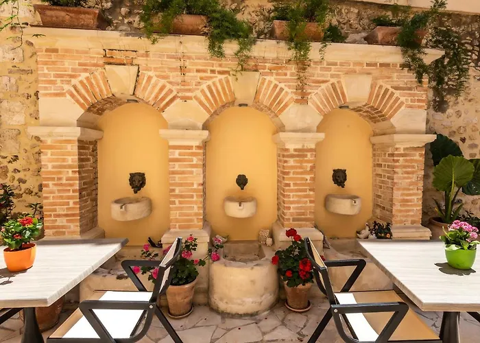 Casa Moazzo And Hotel Rethymno (Crete)