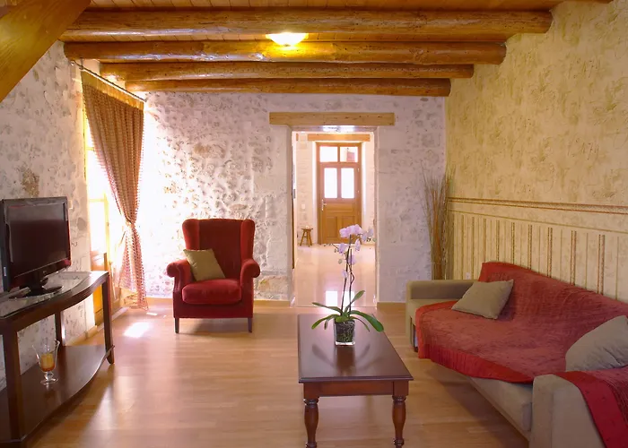 Casa Moazzo And Rethymno (Crete)