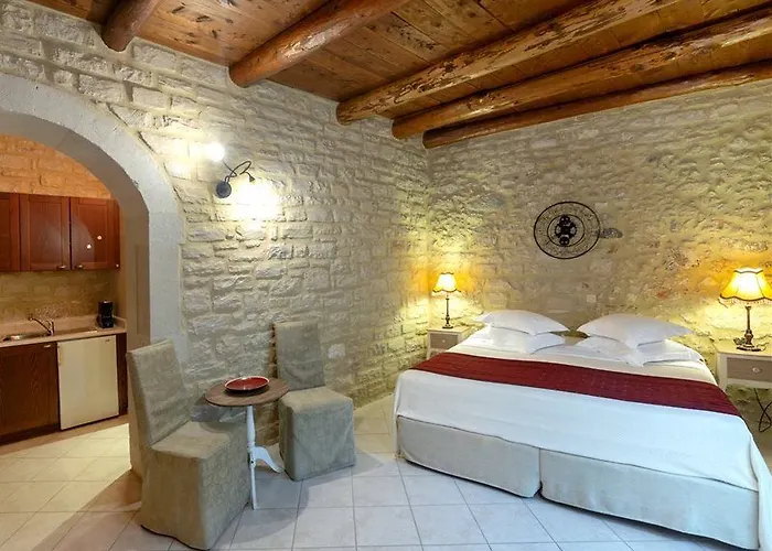 Casa Moazzo Suites&apartments 3*